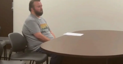 Copertina di Assistente in una scuola spruzza spray “per imitare l’odore di feci” e provoca danni per 50mila euro: arrestato