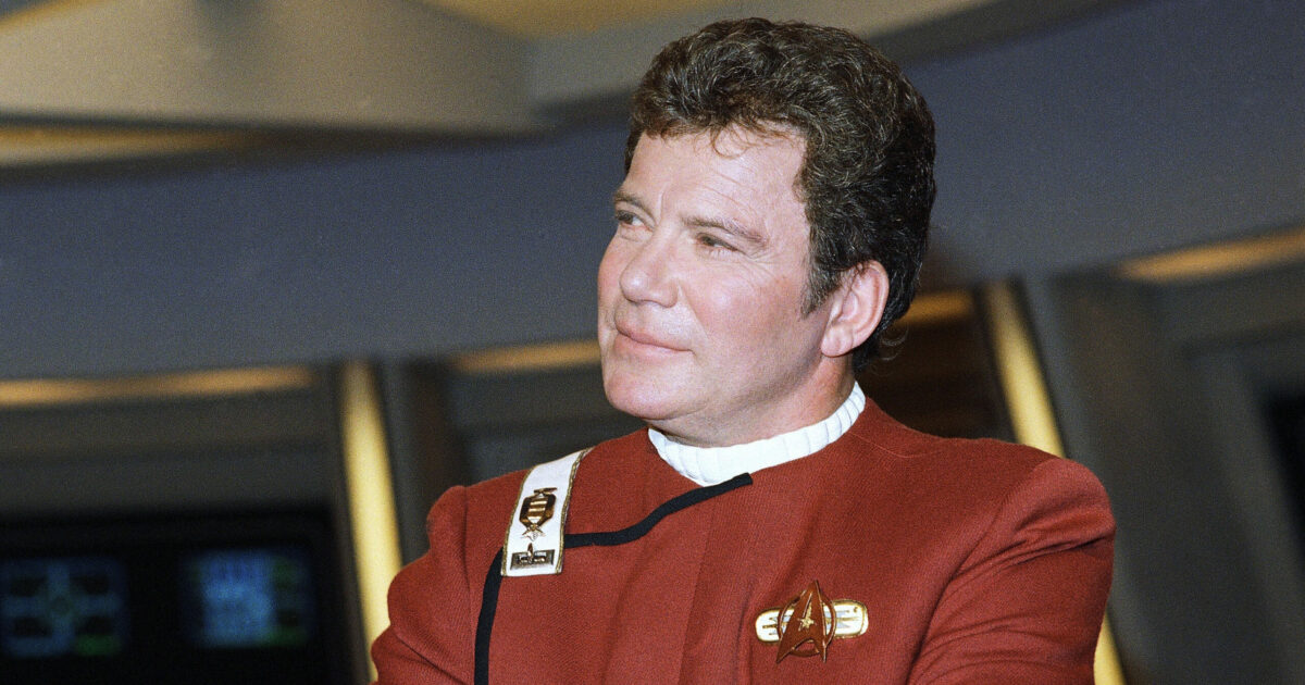 William Shatner trasportato d’urgenza in ospedale: era l’iconico Capitano Kirk della serie tv “Star Trek”