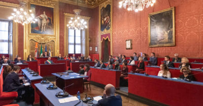 Copertina di Emergenza casa, a Torino si discute una delibera contro gli alloggi sfitti. Ma la maggioranza a guida Pd l’ha annacquata