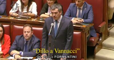 Copertina di Il leghista in Aula: “Noi mai con Francesca Albanese e con chi semina odio”. L’urlo dalle opposizioni: “Dillo a Vannacci” – Video