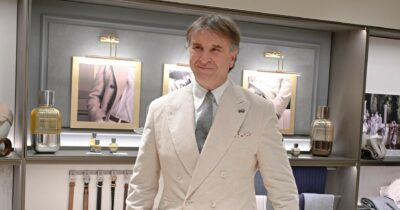 Copertina di “Cucinelli viola le sanzioni Ue: vende a Mosca”. Crollo in Borsa