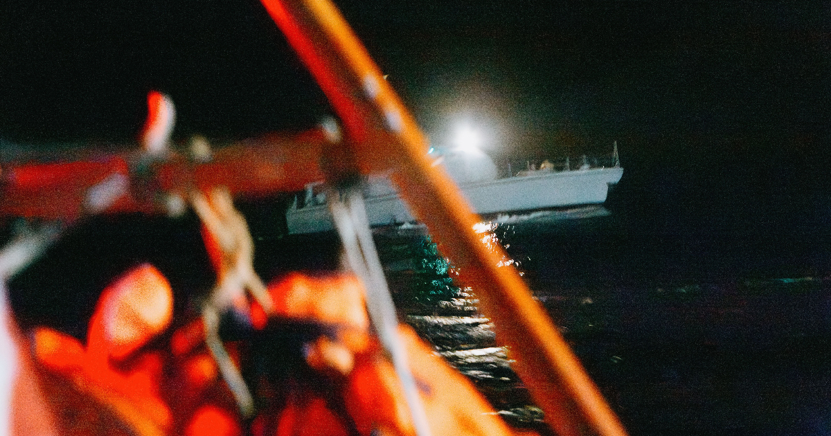 migranti la guardia costiera libica torna a sparare contro le ong sea watch italia e ue intervengano
