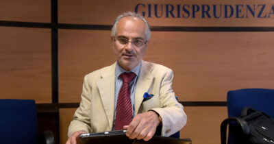 Copertina di Flotilla – “Se fosse attaccata una barca italiana, la Marina potrebbe rispondere. Il blocco navale israeliano? È illegittimo”