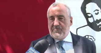 Garlasco, le accuse all’ex procuratore Venditti: “20/30mila euro per archiviare Sempio”. Il pizzino e le “omesse verifiche bancarie”