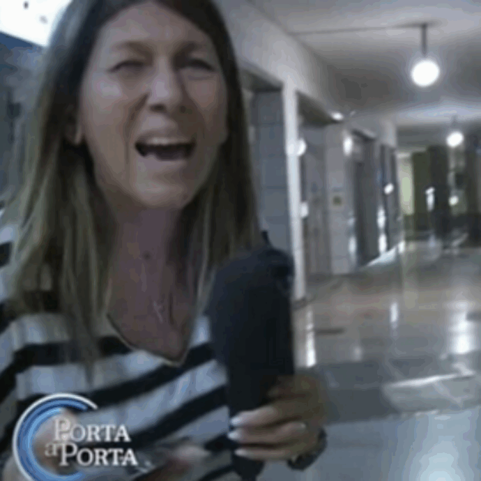 Pietre contro la giornalista Rai Chiara Giannini: aggredita da una baby gang a Padova la troupe di Porta a Porta