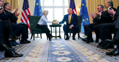 Copertina di Dazi, le aziende Ue si sono già piegate a Trump