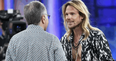 Copertina di “La mia presenza? Non era un problema, ha deciso Sonia Bruganelli. Voleva un nuovo Bonus”: lo sfogo di Daniel Nilsson non riconfermato ad “Avanti un altro”