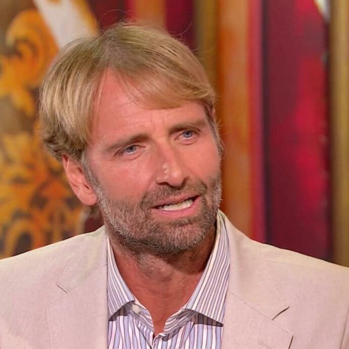 “A Ballando almeno quattro su sette che hanno ballato con Natalia ci hanno provato. Una volta ho dovuto dire basta”: così Massimiliano Rosolino. E spunta Zazzaroni