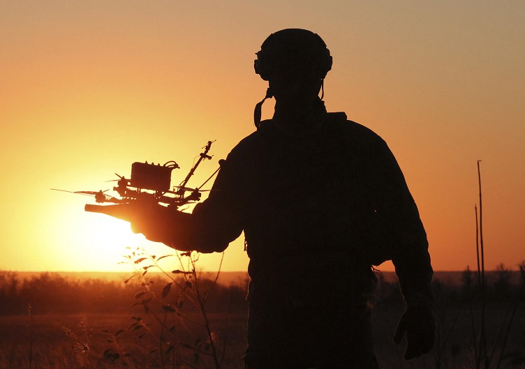 danimarca droni non identificati sulla nostra maggiore base militare 232 attacco ibrido non sono stati abbattuti