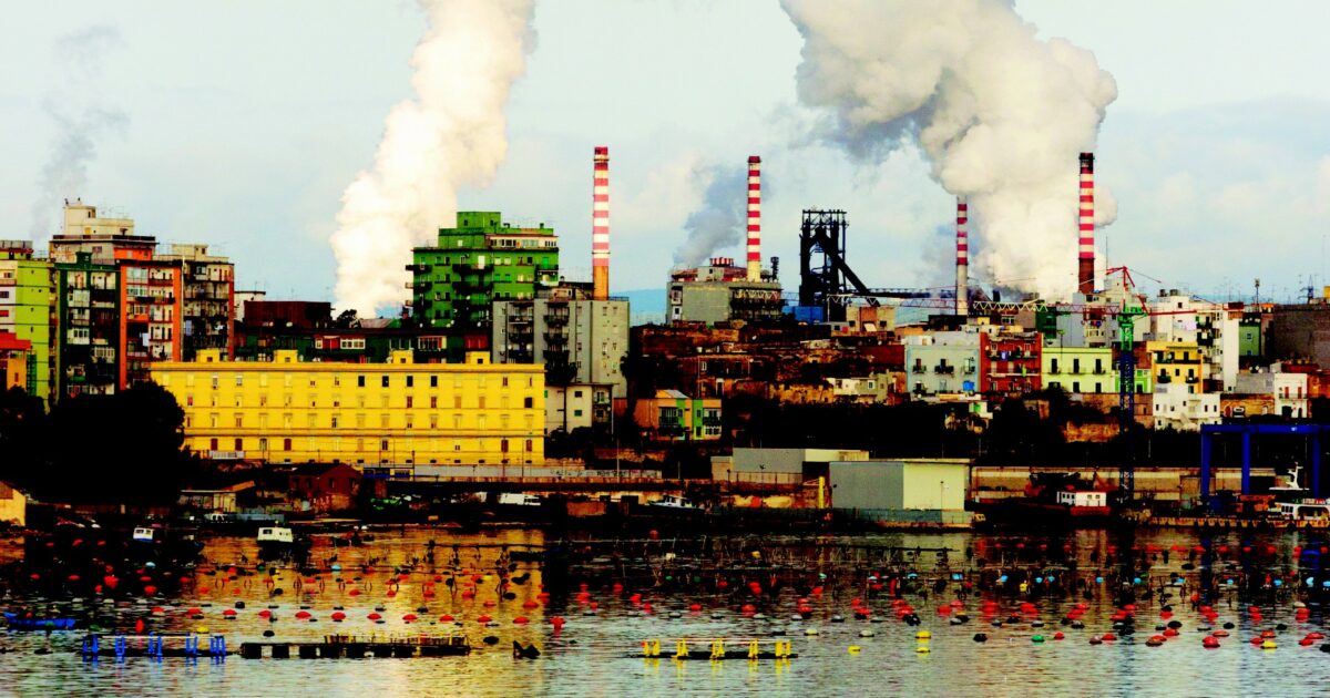 Ex Ilva, i sindacati saranno a Palazzo Chigi il 28 ottobre nonostante il rinvio voluto dal governo: “Tavolo non rimandabile” Ex Ilva, i sindacati saranno a Palazzo Chigi il 28 ottobre nonostante il rinvio voluto dal governo: “Tavolo non rimandabile”