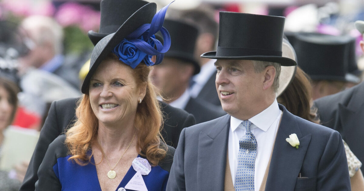 sarah ferguson e il principe andrea non sono pi249 i benvenuti a corte neanche a natale dopo le novit224 su epstein dovranno essere invisibili re carlo iii furioso