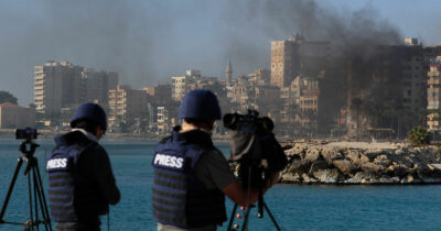 Copertina di I reporter francesi: “Gaza, tutto ok”. Ma il “tour” è pagato da Tel Aviv