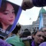 Copertina di Torturate e uccise dai narcos: migliaia in piazza per tre giovani a Buenos Aires. “Morte per il disinteresse dello Stato”