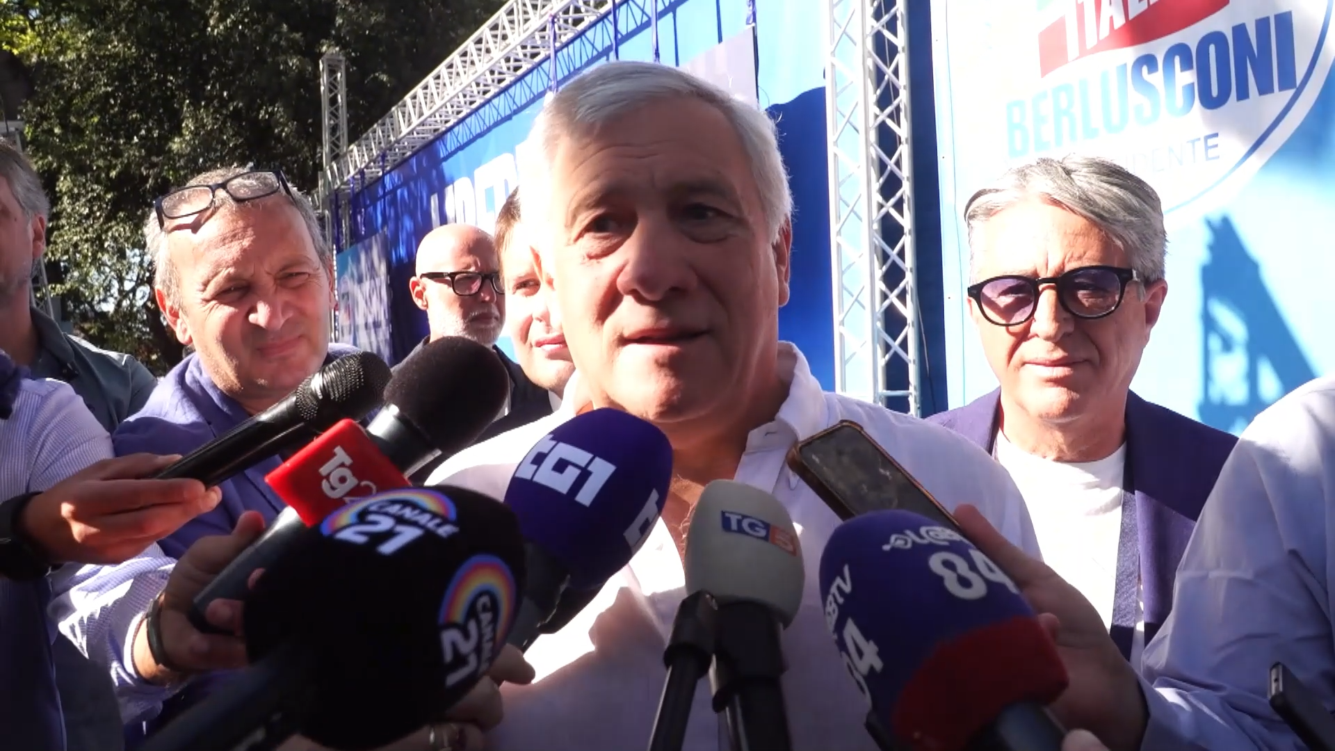 tajani putin 232 aggressivo ma non attaccher224 l8217italia voglio tranquillizzare tutti 8211 video