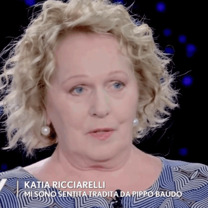 “Giancarlo Magalli è cattivo, qualche sberla gliela darei. Perché dice falsità su me e Baudo? Sono sola, spero di morire col mio cane”: Katia Ricciarelli a Verissimo