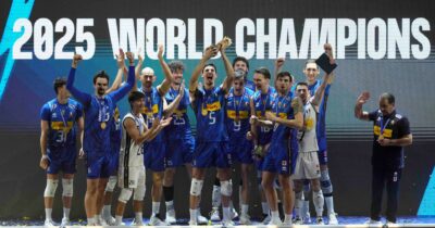Copertina di Volley, quei bravi ragazzi sono saliti sul tetto del mondo