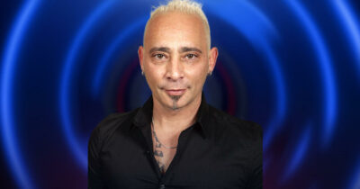 Copertina di “Cristina Plevani non ha mantenuto la promessa. Si è tenuta i 250 milioni di lire in gettoni d’oro del Grande Fratello e non li ha divisi con me. È furba”: lo sfogo di Salvo Veneziano