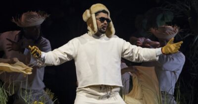 Copertina di Bad Bunny sarà la star dell’Apple Music Super Bowl LX Halftime Show. Sfuma così l’ipotesi Adele?