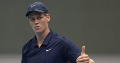 Copertina di La folle richiesta del Codacons: “Togliete tutte le onorificenze e i riconoscimenti a Sinner dopo il suo no alla Coppa Davis”