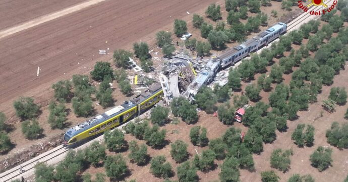 Disastro ferroviario di Andria: confermate le 14 assoluzione e le 2 condanne. I famigliari delle vittime: “Uccisi per la terza volta”
