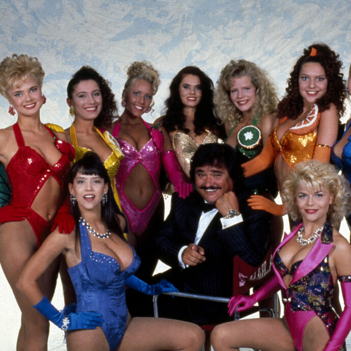 “Non ho limiti, bevo, mangio e fumo. Quelli come me vanno all’inferno. Le ragazze Cin Cin? Erano per i fatti loro con le buste della spesa”: così Umberto Smaila