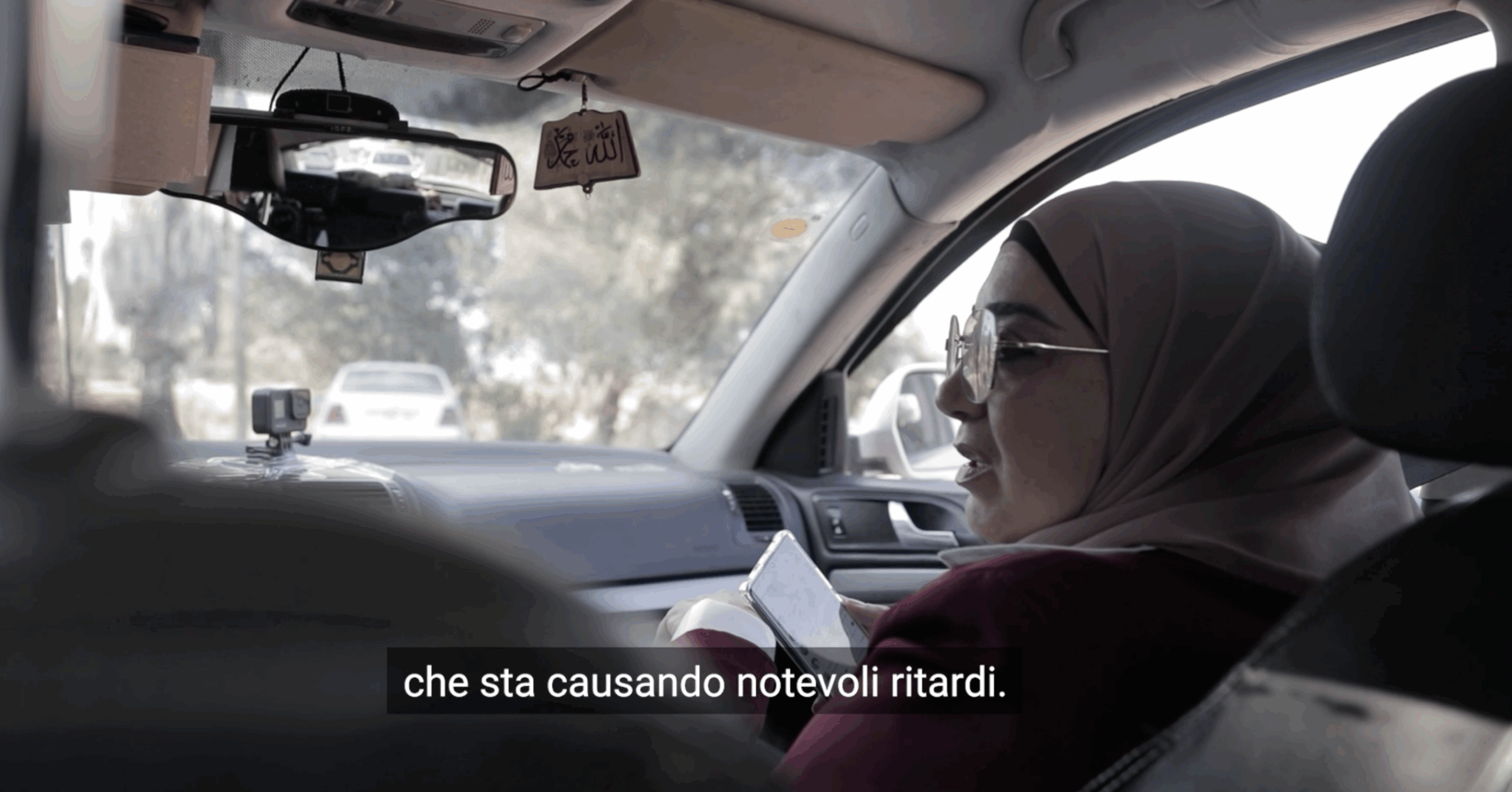 Cisgiordania, i palestinesi costretti a muoversi tra oltre 800 checkpoint: “Quando arriverò? Dipende dall’umore dei soldati israeliani”