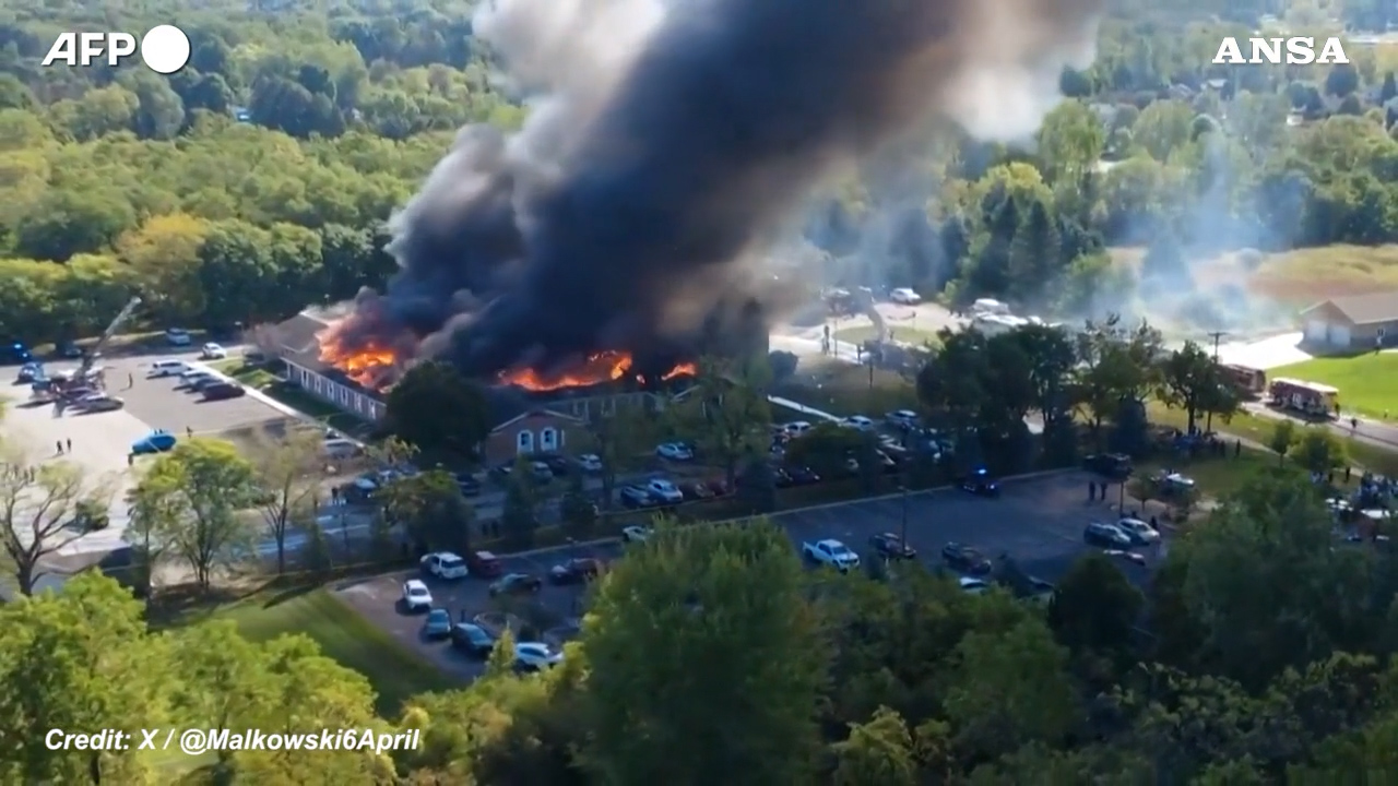 sparatoria in michigan la chiesa mormone in fiamme dopo l8217aggressione almeno quattro morti 8211 video