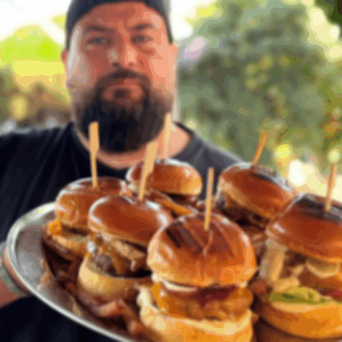 Volete mangiare l’hamburger più caro del mondo a 9.440 euro? Dovete superare una ‘selezione’ e, in caso toccasse a voi, non potrete parlarne (né fotografare il piatto)