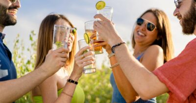 Copertina di Proposta e polemiche: “Timbro sui minori”