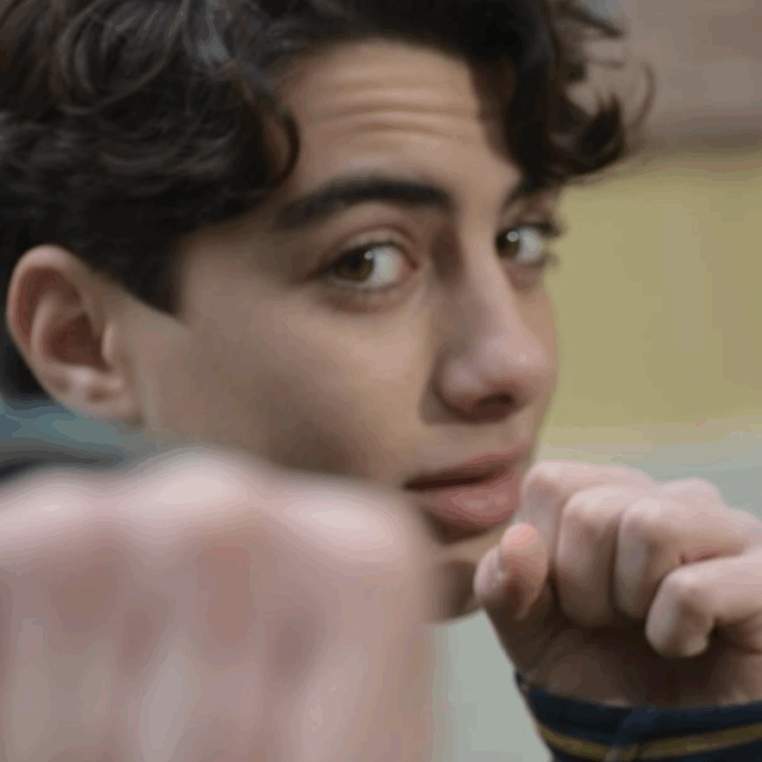 “Il suicidio di Paolo Mendico per bullismo? Bisogna parlare e mai fermarsi all’apparenza. In Riv4li non sono un bullo, ma un ragazzo fragile”: così Samuele Carrino