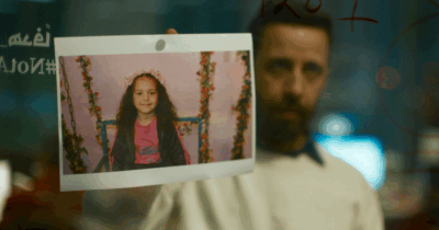 Copertina di “La voce di Hind Rajab”: mercoledì 1 ottobre a Roma la proiezione speciale con il Fatto Quotidiano e Francesca Albanese