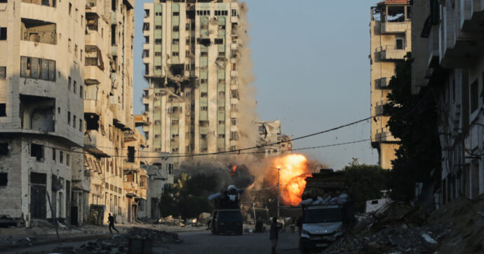 I giornalisti che si ostinano a non voler parlare di genocidio pensano di poter misurare la morte