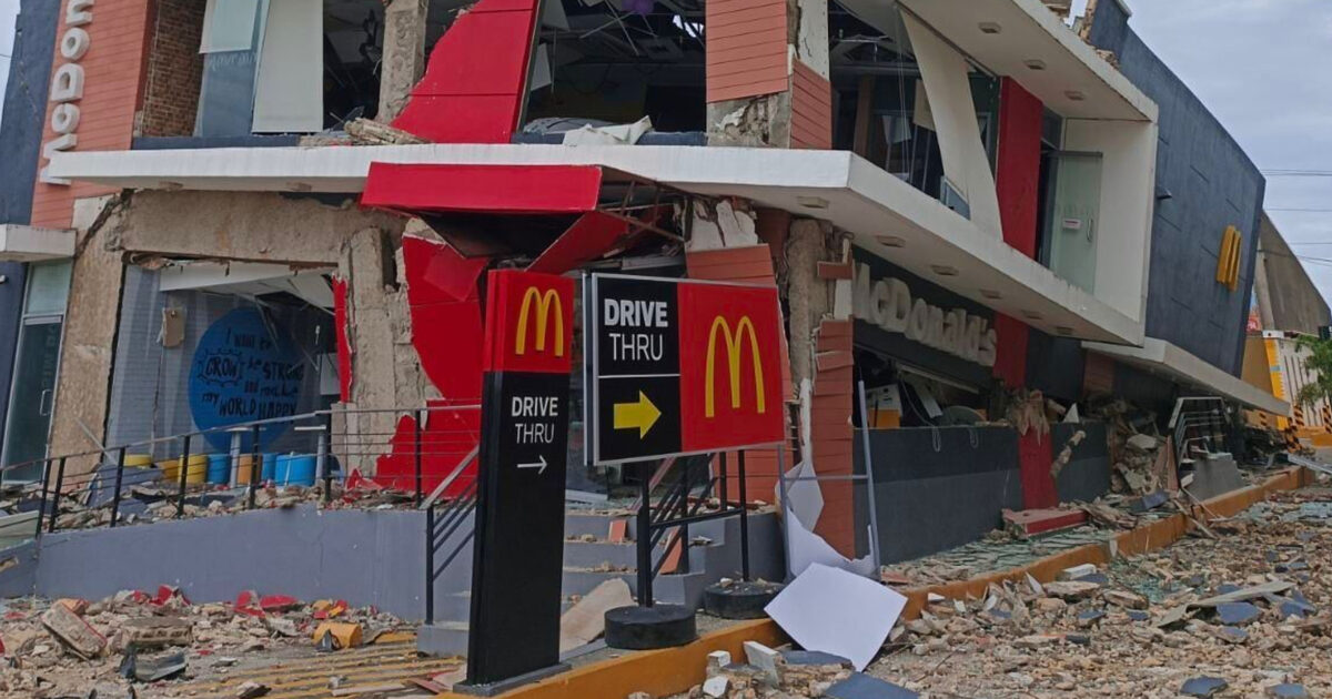 terremoto di magnitudo 69 nelle filippine 69 i morti ci sono persone ancora sotto le macerie