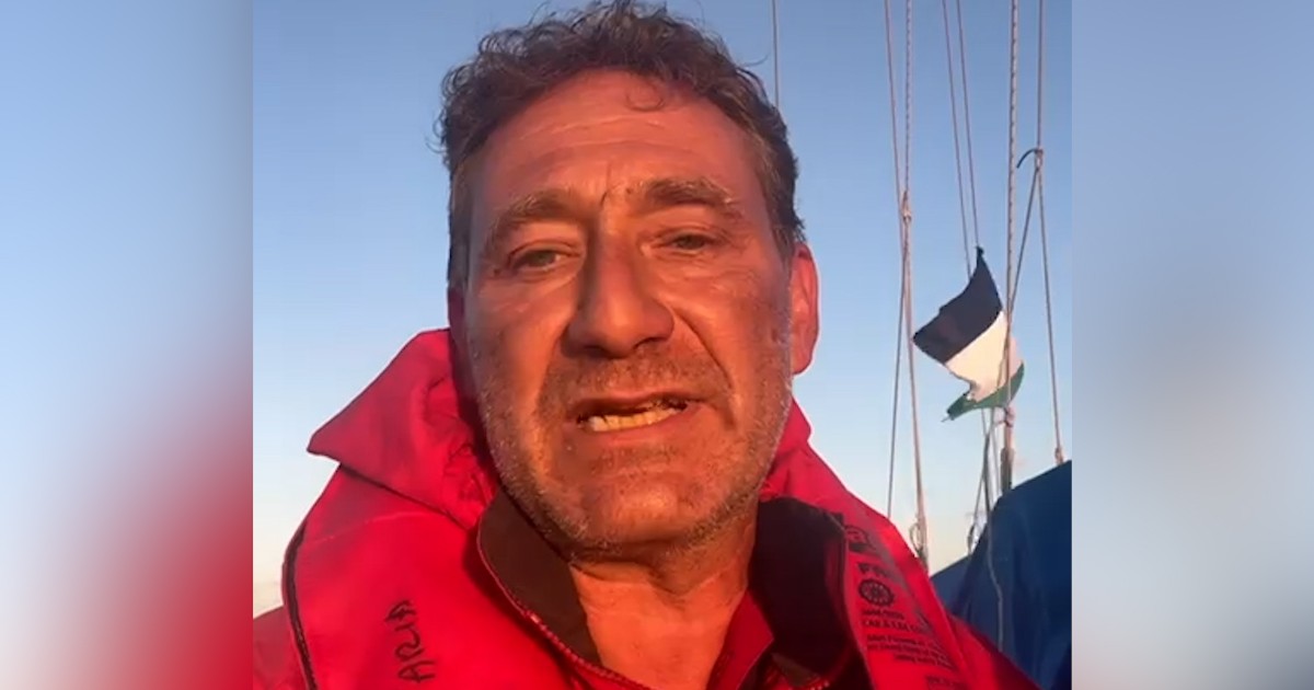 l8217inviato del fatto mantovani racconta la notte della flotilla azioni di disturbo ma proseguiamo verso gaza sappiamo come ha intenzione di intercettarci israele