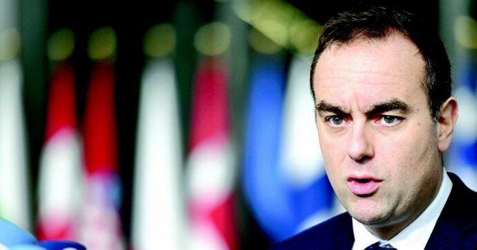 Lecornu ha il suo record: da 21 giorni senza un esecutivo