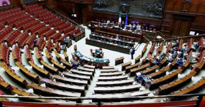 Copertina di Flotilla, Tajani oggi in aula. Pd e Movimento verso l’astensione sul piano Trump