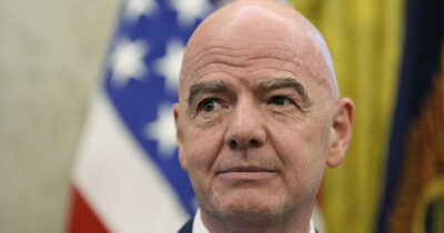 Copertina di La Fifa non decide su Israele. Il presidente Infantino: “Non possiamo risolvere i problemi geopolitici. Qui uniamo le persone in un mondo diviso”