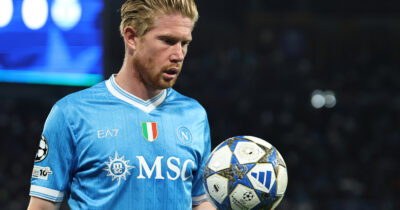 Copertina di L’asse De Bruyne-Hojlund salva Conte in Europa: il Napoli batte lo Sporting Lisbona. Il tecnico: “Non ho niente da dire a Kevin”