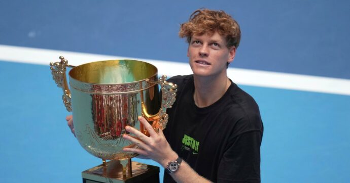 Sinner: “Non sono l’unico che sta cambiando gioco”. Poi risponde ad Alcaraz sul calendario: “La penso in modo diverso”