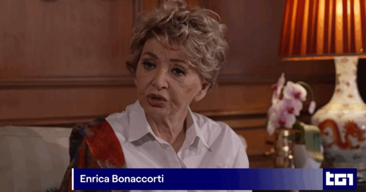 Enrica Bonaccorti parla della diagnosi di tumore al pancreas al TG1: “Non ho provato né paura né tristezza, ma solo l’assenza, come un lungo letargo”