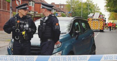 Copertina di Kippur, terrorista assalta sinagoga: 3 morti e 4 feriti