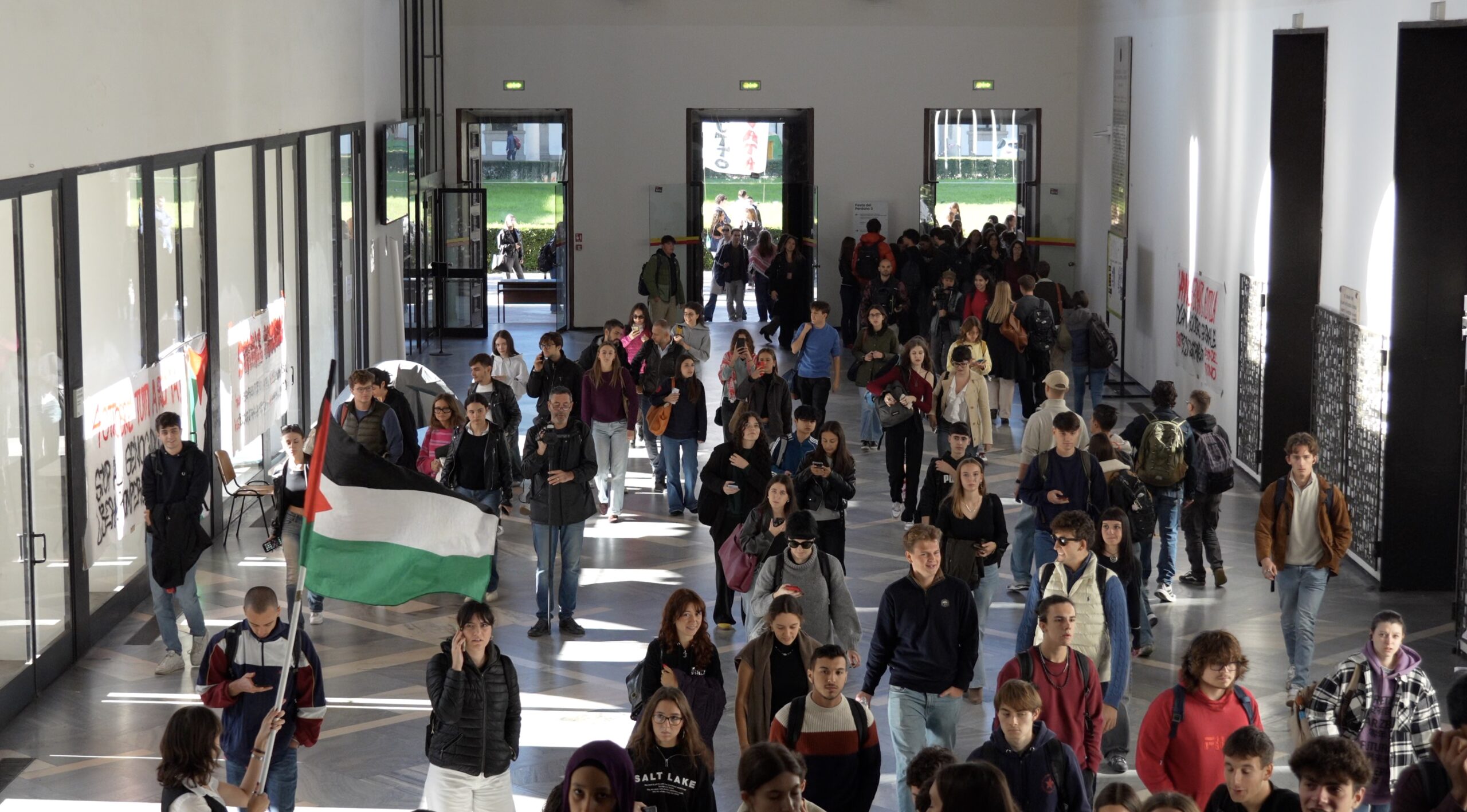 non vogliamo essere complici del genocidio come il governo il video della statale di milano occupata in solidariet224 alla flotilla