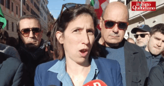 Copertina di Schlein al corteo di Roma: “Atto di pirateria di Israele contro la Flotilla. Giù le mani dal diritto allo sciopero” – Video