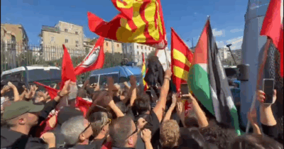 Copertina di Sciopero generale, tensione a Napoli e Salerno: i cortei per Gaza diretti verso il porto – Video