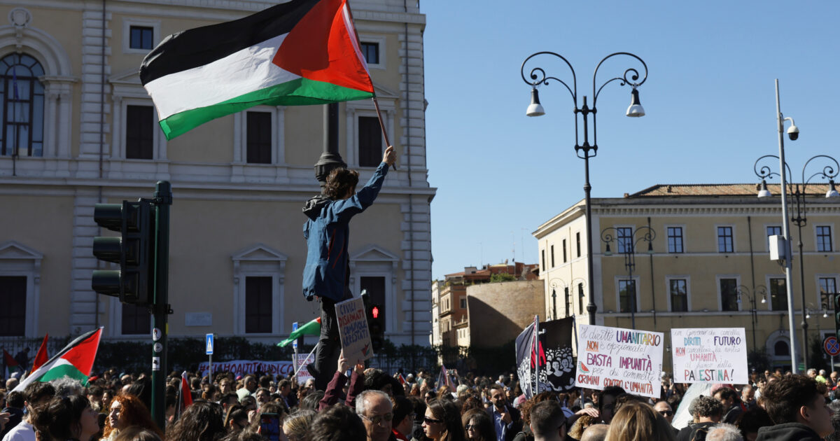 Gaza, il giorno del corteo nazionale a Roma: tutti gli aggiornamenti in diretta