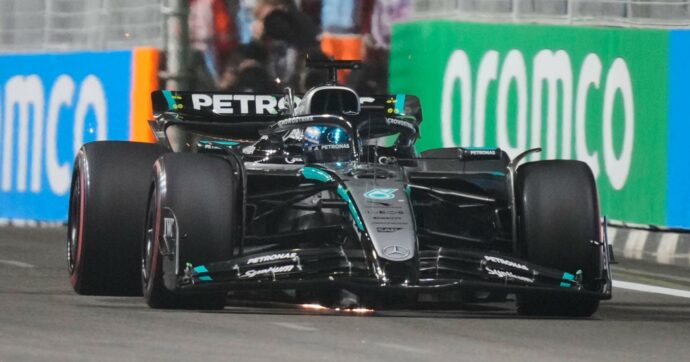 F1, pole position per Russell a Singapore: Antonelli è super, deludono ancora le Ferrari | La griglia di partenza