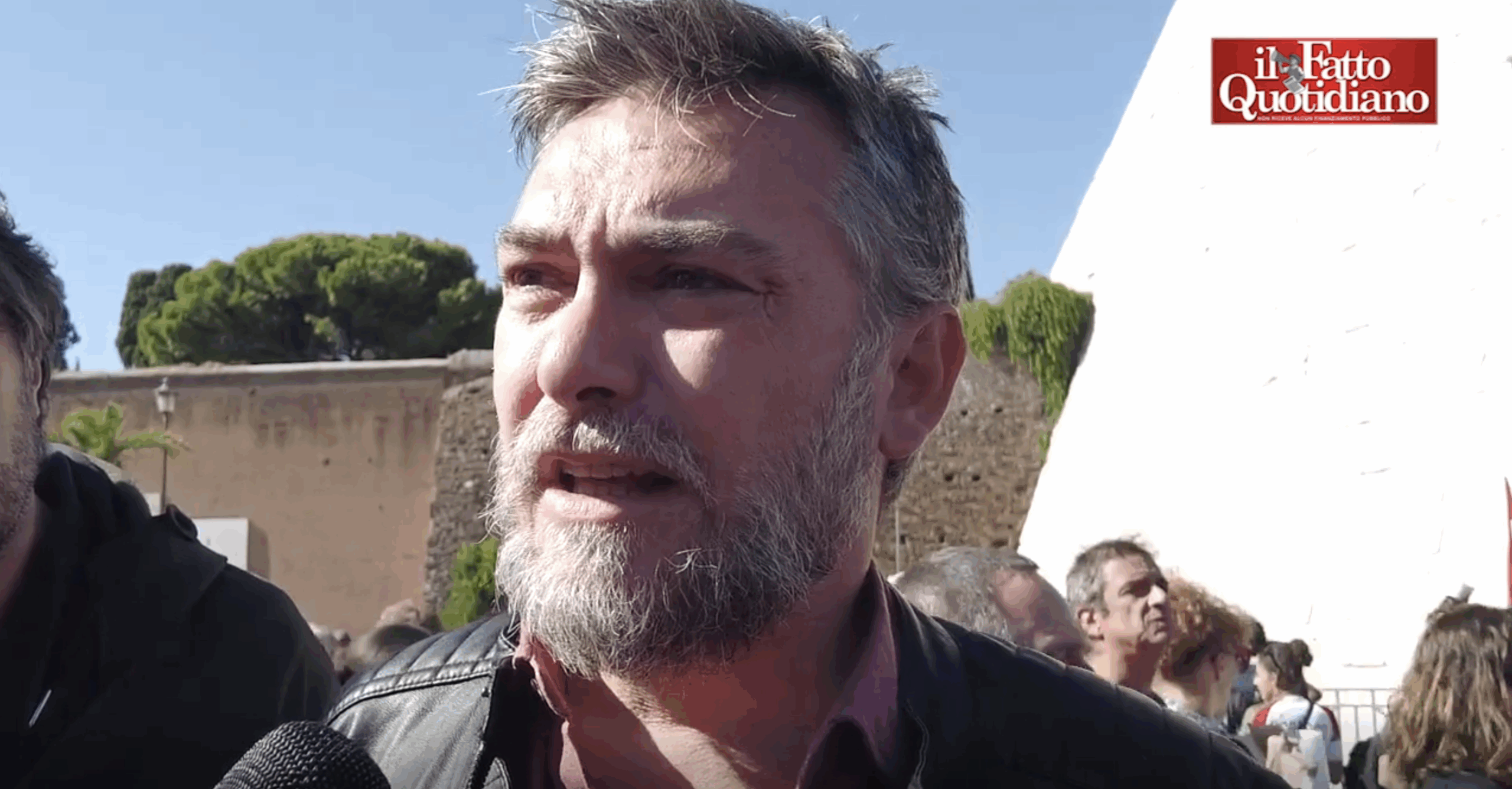 Ricciardi (M5s) in piazza per Gaza: “Indecenti le parole di Meloni sulle manifestazioni. Queste persone stanno riscattando l’Italia””