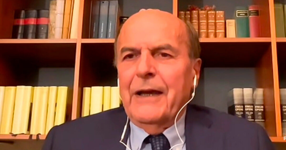 “Come epitaffio vorrei ‘si guadagnò sempre lo stipendio’. Dopo l’ictus ho solo fumato un po’ meno. La morte mi faceva paura da giovane, vai a letto e pensi ‘ma com’è che si muore?’…”: parla Pier Luigi Bersani