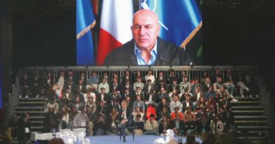 Copertina di Leopolda: Renzi coccola Salis, recluta Sala e inciucia con Crosetto