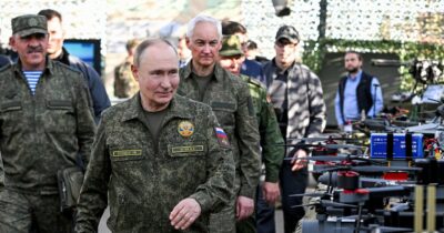 Copertina di La frenata russa. Energia giù, import su: l’autunno caldo di Putin